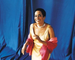Сюзана Бака: чарующий голос афро-перуанской диаспоры