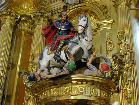  Скульптурное изображение Св. Иакова Мавробойцы в соборе Леона