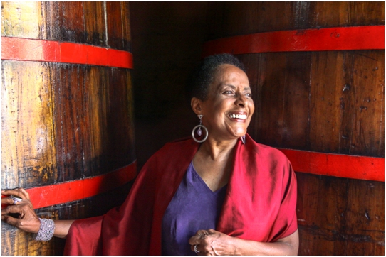 Сюзана Бака: чарующий голос афро-перуанской диаспоры